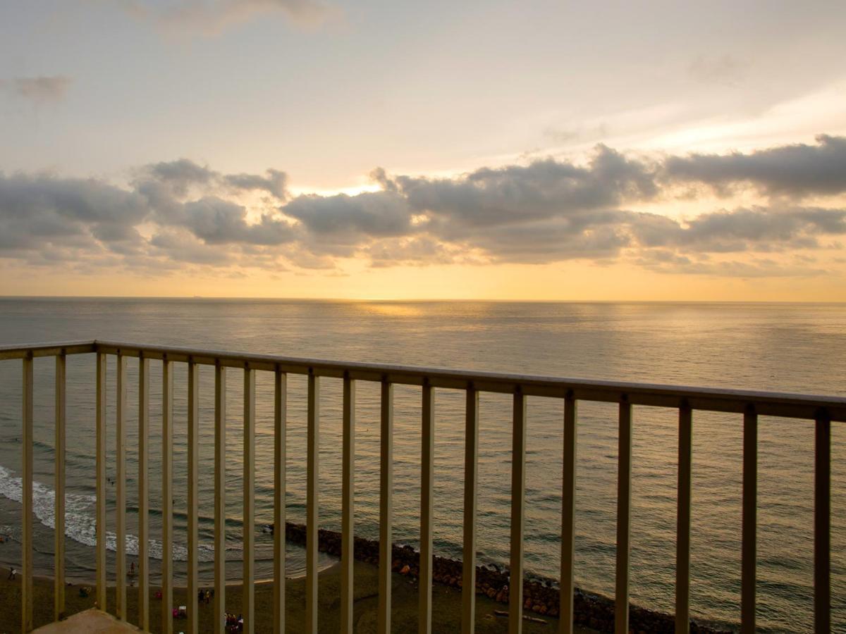 Hotel Capilla Del Mar Картахена Экстерьер фото Sunset at the Sea Ranch