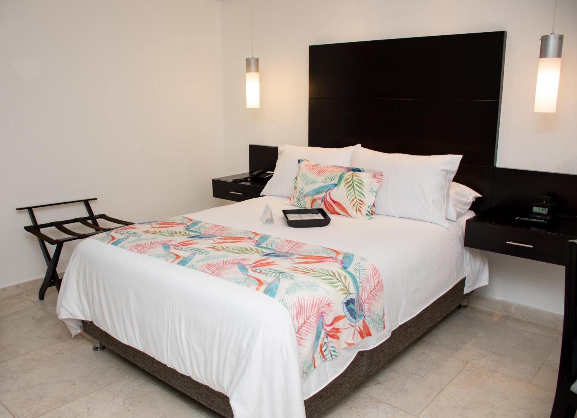 Hotel Capilla Del Mar Картахена Экстерьер фото A bedroom at the hotel